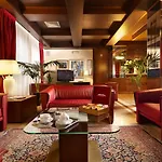 Al Pino Hotel