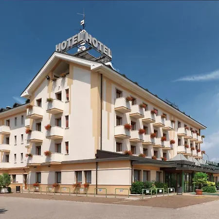 Hotel Al Pino 4*